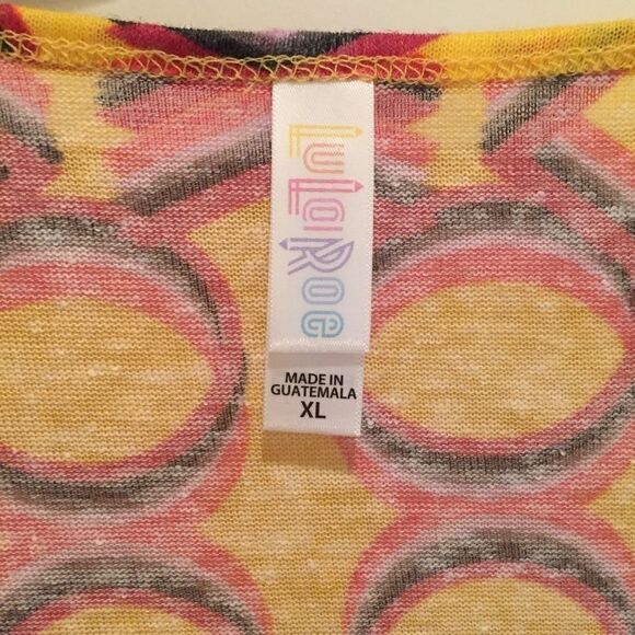 Lularoe Classic Tee   - Picture 3 of 6